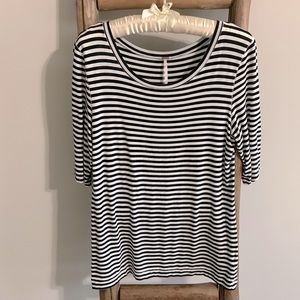 Free People Black & White Striped Tee SZ LG